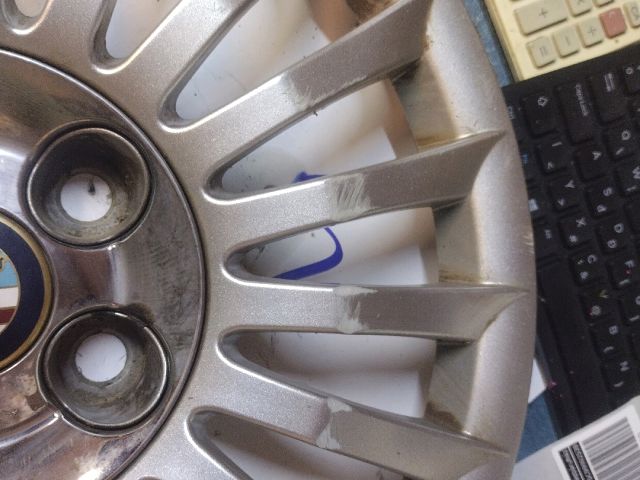 bontott ALFA ROMEO 147 Dísztárcsa (1 db)