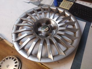 bontott ALFA ROMEO 147 Dísztárcsa (1 db)