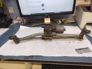 bontott ALFA ROMEO 147 Első Ablaktörlő Szerkezet Motorral