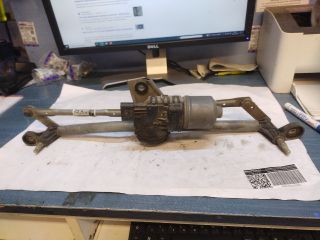 bontott ALFA ROMEO 147 Első Ablaktörlő Szerkezet Motorral