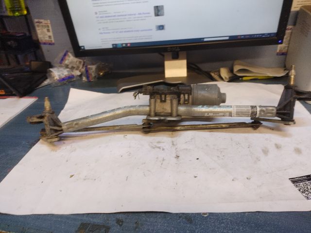 bontott ALFA ROMEO 147 Első Ablaktörlő Szerkezet Motorral