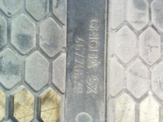 bontott ALFA ROMEO 147 Első Lökhárító Bal Díszrács