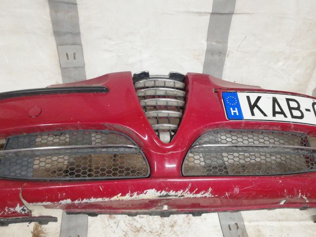 bontott ALFA ROMEO 147 Első Lökhárító (Üresen)