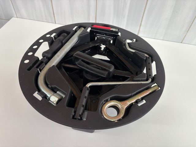 bontott ALFA ROMEO 147 Emelő