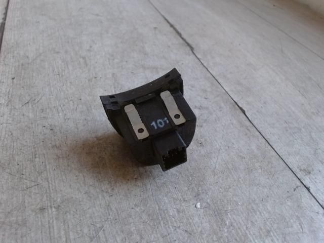 bontott ALFA ROMEO 147 Fényszórómagasság Állító Kapcsoló