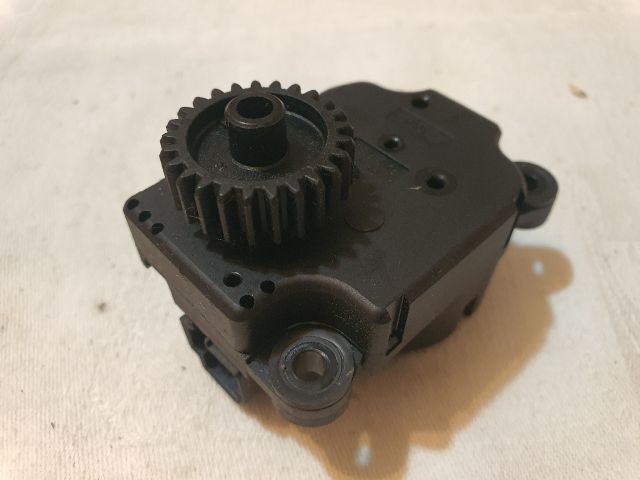 bontott ALFA ROMEO 147 Fűtés Állító Motor