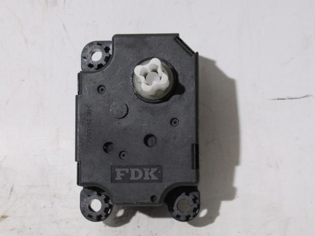 bontott ALFA ROMEO 147 Fűtés Állító Motor