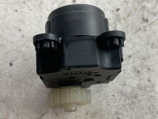 bontott ALFA ROMEO 147 Fűtés Állító Motor