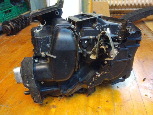 bontott ALFA ROMEO 147 Fűtés Box