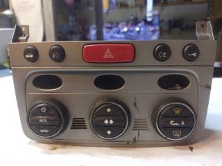 bontott ALFA ROMEO 147 Fűtéskapcsoló (digit klímás)