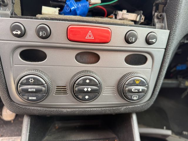 bontott ALFA ROMEO 147 Fűtéskapcsoló (manuális klímás)