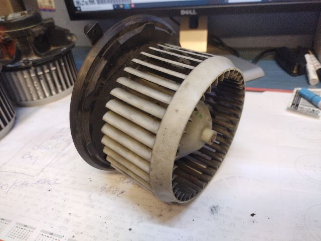 bontott ALFA ROMEO 147 Fűtőmotor (Klímás)