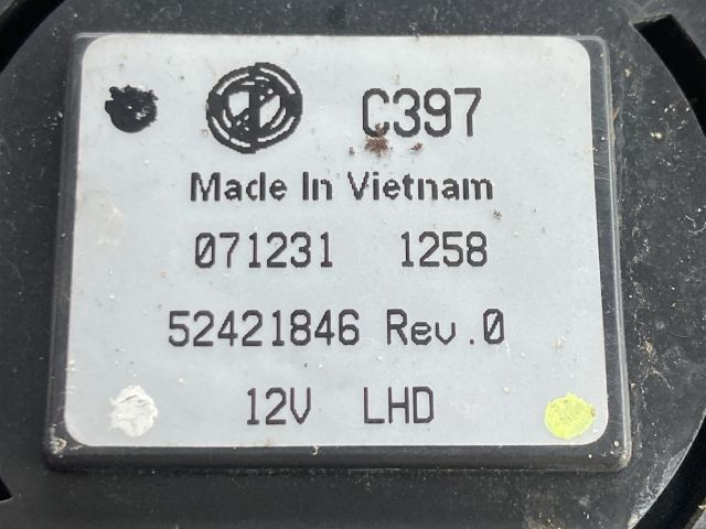 bontott ALFA ROMEO 147 Fűtőmotor (Klímás)