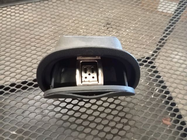 bontott ALFA ROMEO 147 Hátsó Hamutartó