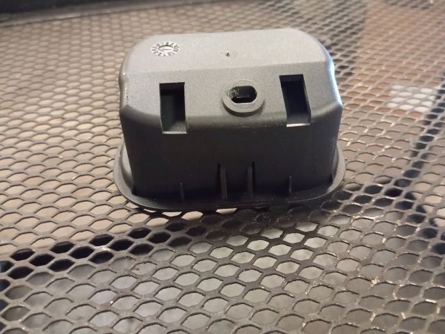 bontott ALFA ROMEO 147 Hátsó Hamutartó