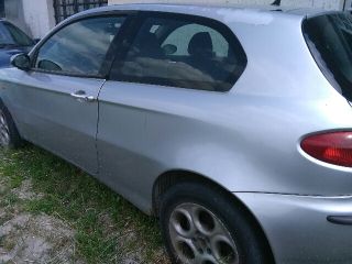 bontott ALFA ROMEO 147 Hátsó középső Biztonsági Öv