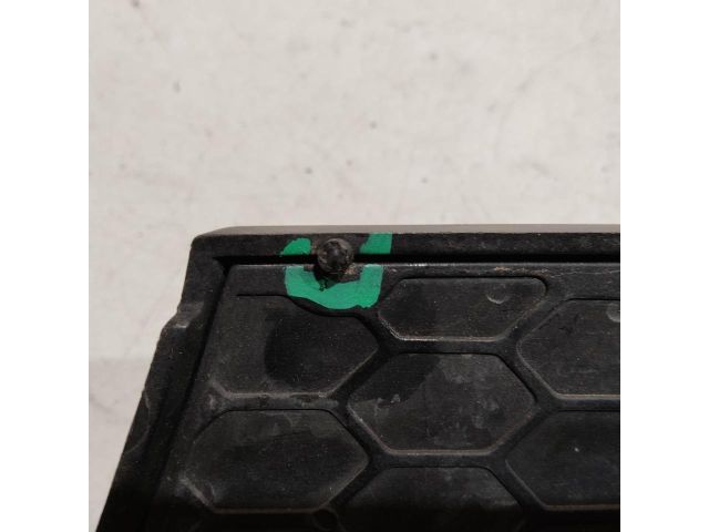 bontott ALFA ROMEO 147 Hűtőrács