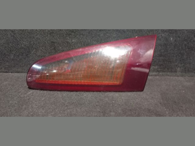 bontott ALFA ROMEO 147 Jobb Alsó Hátsó Lámpa