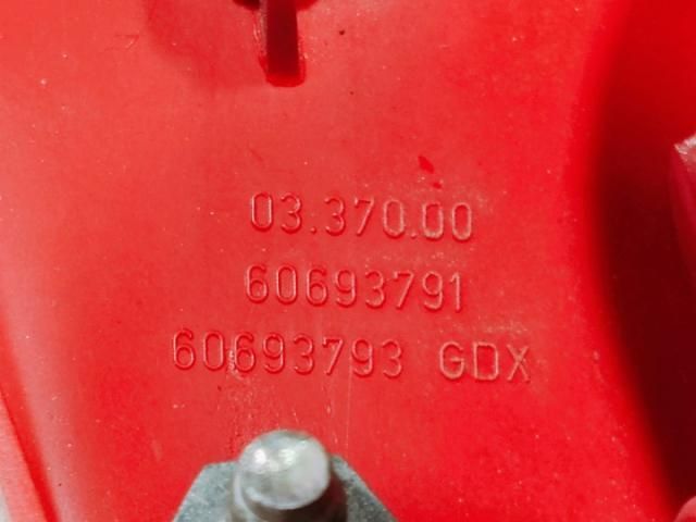 bontott ALFA ROMEO 147 Jobb Belső Hátsó Lámpa