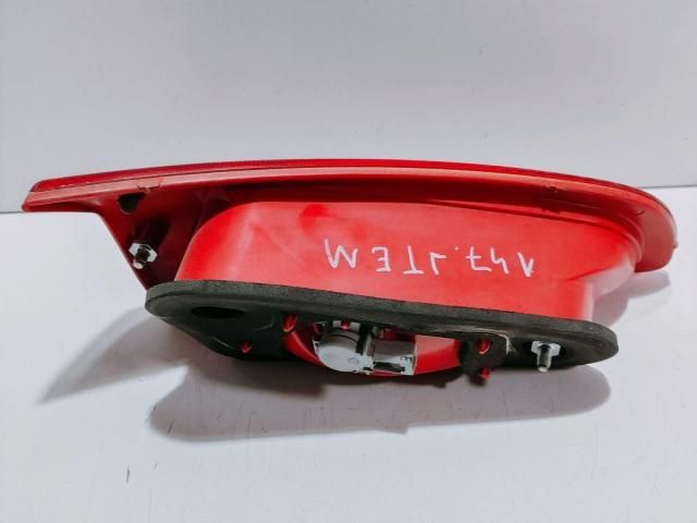 bontott ALFA ROMEO 147 Jobb Belső Hátsó Lámpa