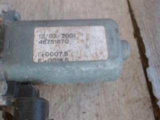 bontott ALFA ROMEO 147 Jobb első Ablakemelő Szerkezet (Elektromos)