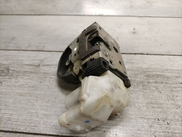 bontott ALFA ROMEO 147 Jobb első Ajtózár