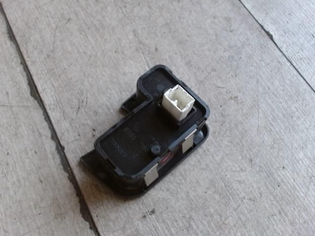 bontott ALFA ROMEO 147 Jobb hátsó Ablakemelő Kapcsoló