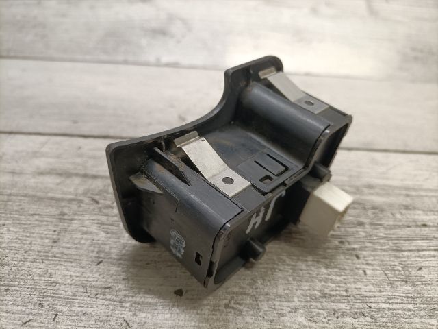 bontott ALFA ROMEO 147 Jobb hátsó Ablakemelő Kapcsoló