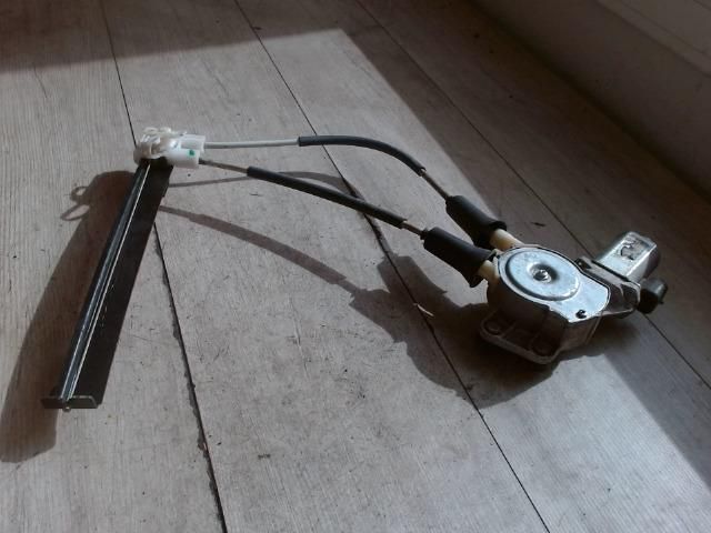 bontott ALFA ROMEO 147 Jobb hátsó Ablakemelő Szerkezet (Elektromos)