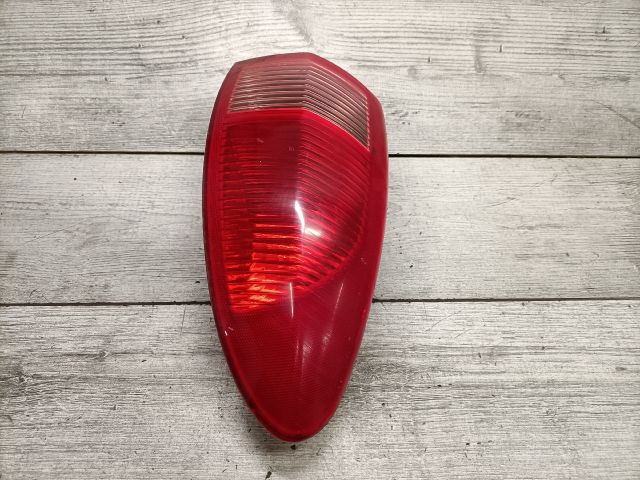 bontott ALFA ROMEO 147 Jobb Külső Hátsó Lámpa