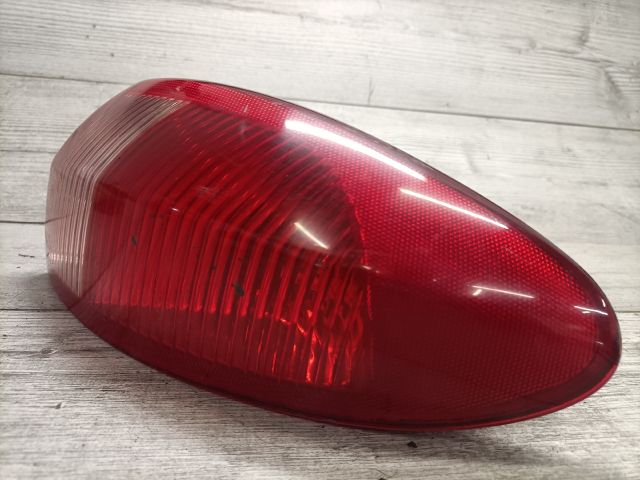 bontott ALFA ROMEO 147 Jobb Külső Hátsó Lámpa