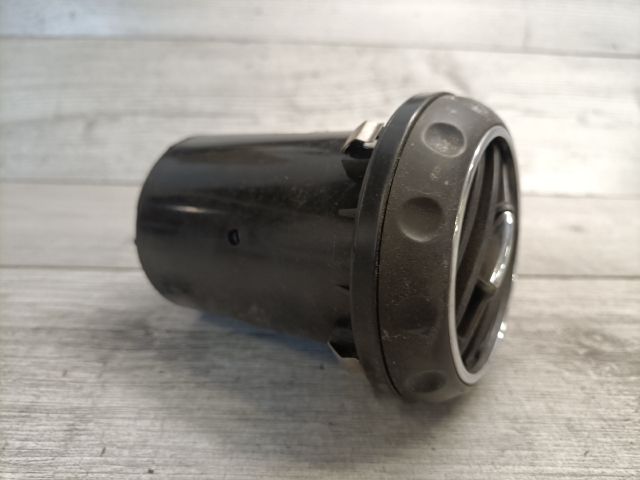 bontott ALFA ROMEO 147 Jobb Szellőző