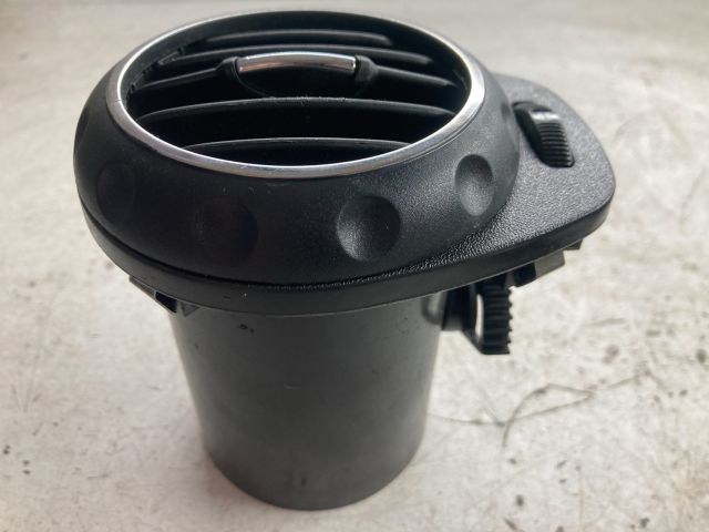 bontott ALFA ROMEO 147 Jobb Szellőző