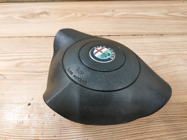 bontott ALFA ROMEO 147 Kormánylégzsák