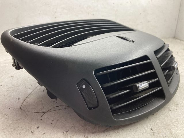 bontott ALFA ROMEO 147 Középső Szellőző