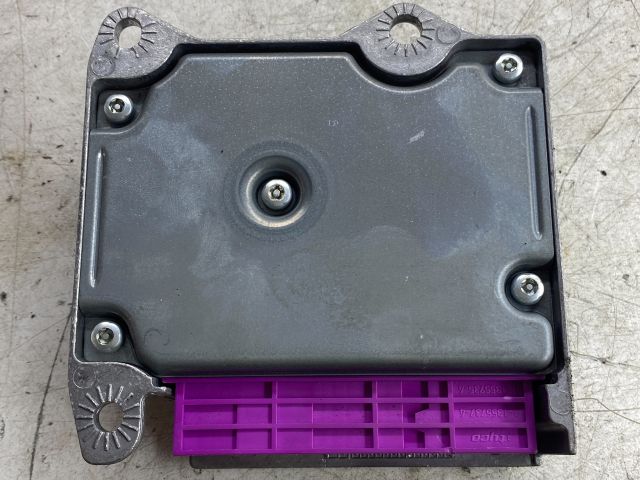 bontott ALFA ROMEO 147 Légzsák Elektronika