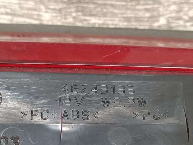 bontott ALFA ROMEO 147 Pótféklámpa