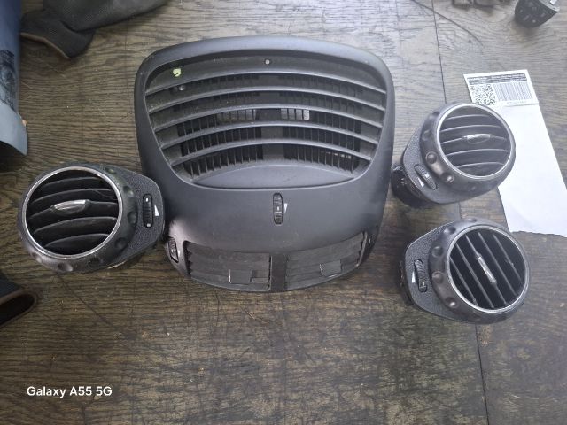 bontott ALFA ROMEO 147 Szellőző Szett