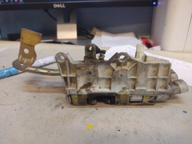 bontott ALFA ROMEO 155 Bal első Ajtózár