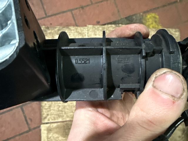 bontott ALFA ROMEO 156 Gyújtáskapcsoló