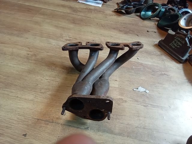 bontott ALFA ROMEO 156 Leömlő (Soros)