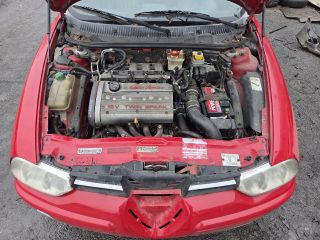 bontott ALFA ROMEO 156 Motor (Fűzött blokk hengerfejjel)