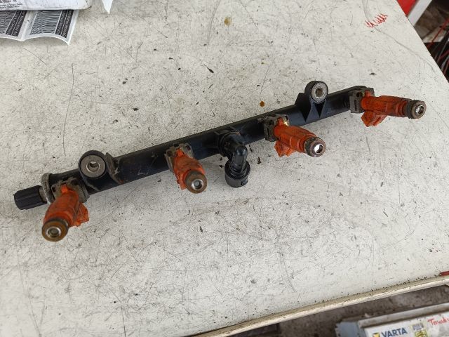 bontott ALFA ROMEO 156 Porlasztó Sor / Híd