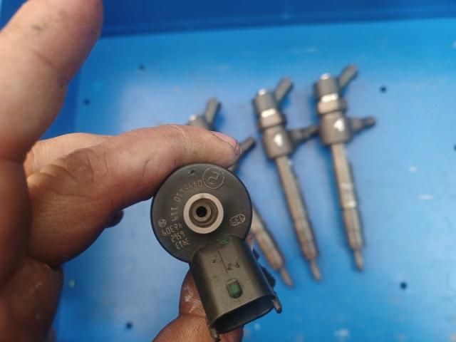 bontott ALFA ROMEO 156 Porlasztó Sor / Híd