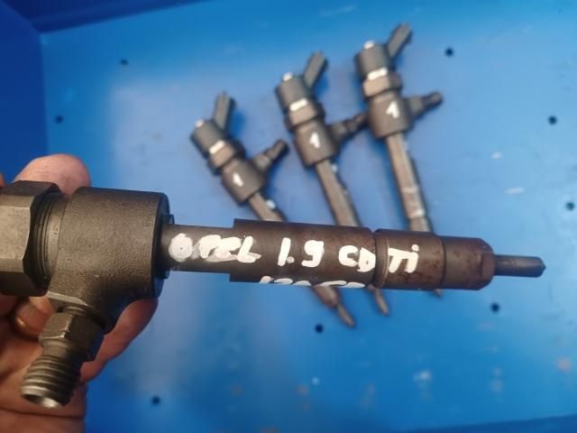 bontott ALFA ROMEO 156 Porlasztó Sor / Híd