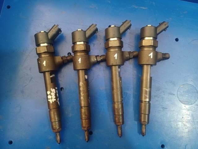 bontott ALFA ROMEO 156 Porlasztó Sor / Híd