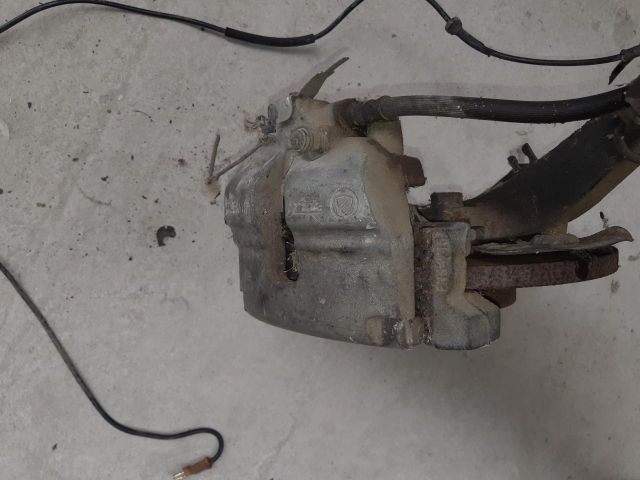 bontott ALFA ROMEO 156 Bal első Csonkállvány Kerékaggyal