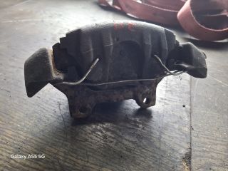 bontott ALFA ROMEO 156 Bal első Féknyereg Munkahengerrel