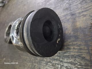 bontott ALFA ROMEO 156 Dugattyú és Hajtókar