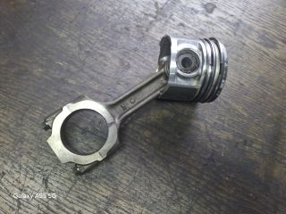 bontott ALFA ROMEO 156 Dugattyú és Hajtókar